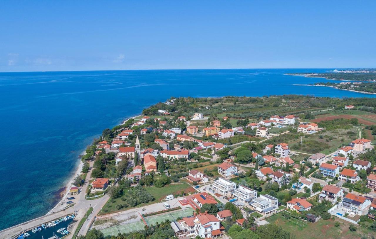 Apartment Complex Orzan Lovrecica Exterior foto